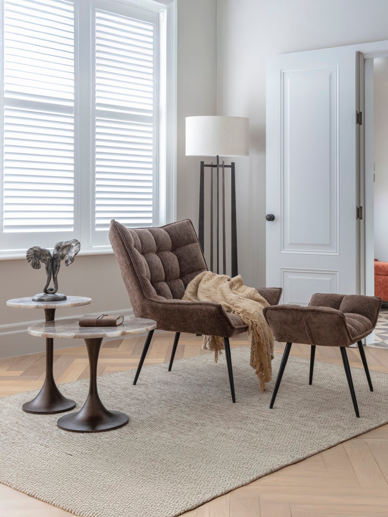 Kariba Cast Aluminium Nuzzling Elephants Sculpture