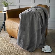 The Lyndon Company Windsor Throw