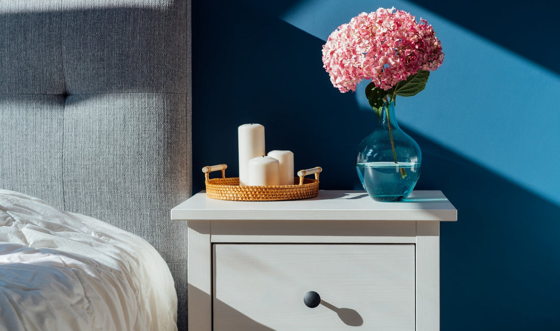 Tips for Styling a Bedside Table with a Touch of Elegance