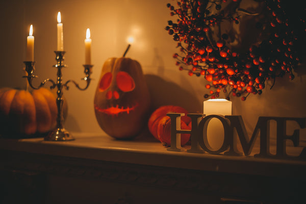 Halloween Home Decor Ideas: How You Can Style Your Homes for Spooky Season