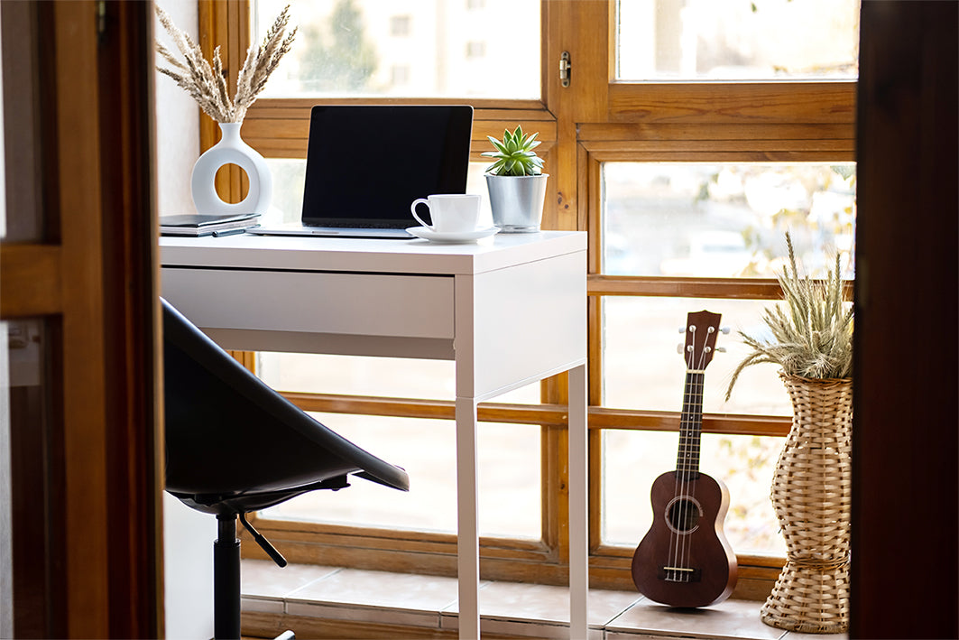 Elegant Workspace Solutions for Small Homes