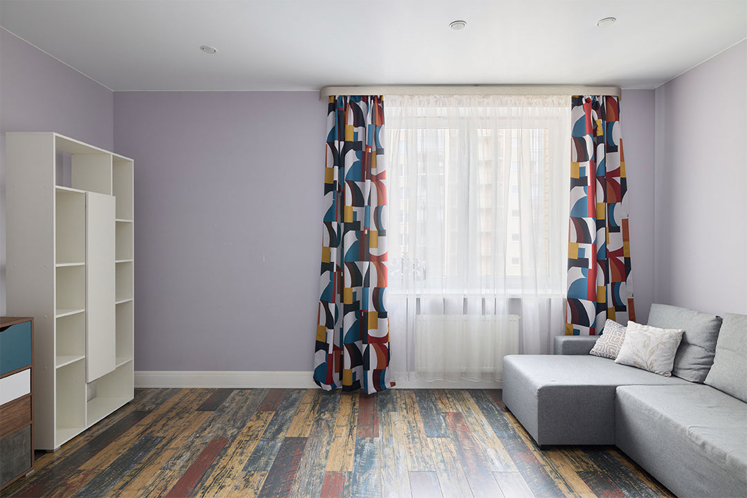 Using Bold Window Treatments to Transform a Room