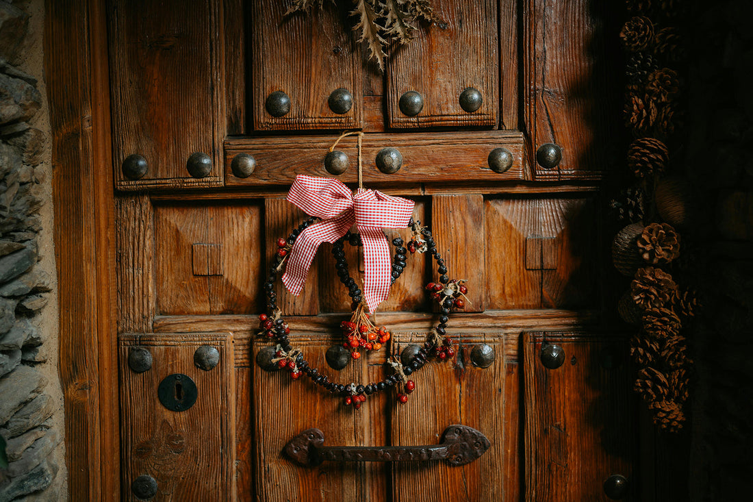 Creating a Warm Welcome with Seasonal Door Wreaths