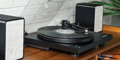 C6 Turntable (Black)