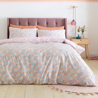 Catherine Lansfield Darcy Floral Reversible Duvet Cover Set with Pillowcases