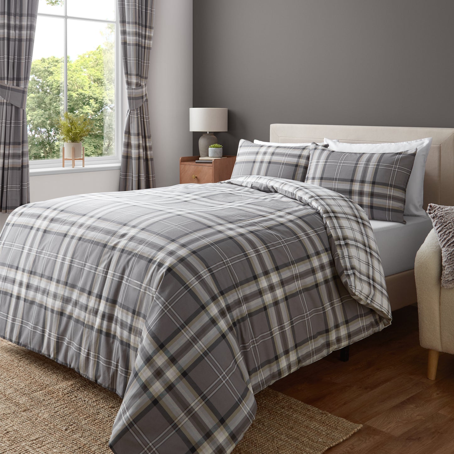 Catherine Lansfield Kelso Check Reversible Duvet Cover Set with Pillowcases