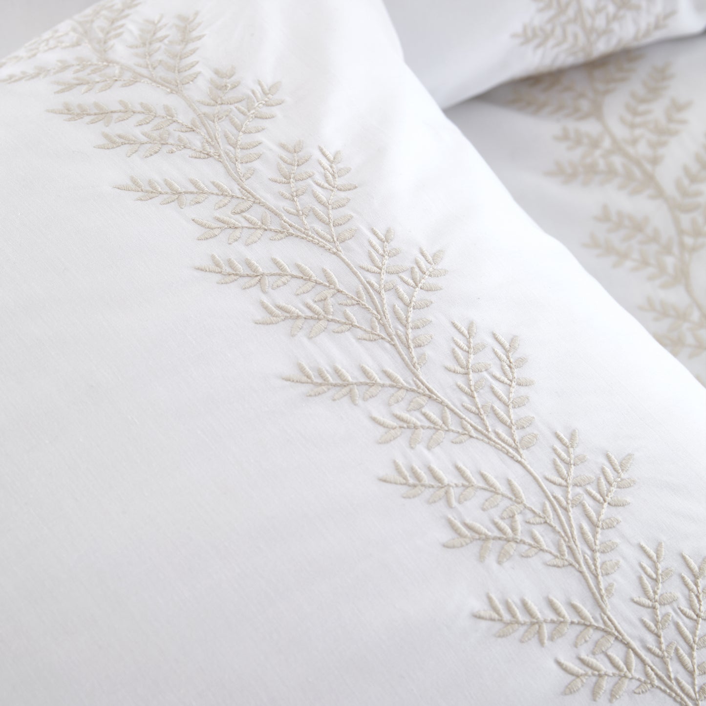 Bianca Embroidery Leaf 180 Thread Count Duvet Cover Set