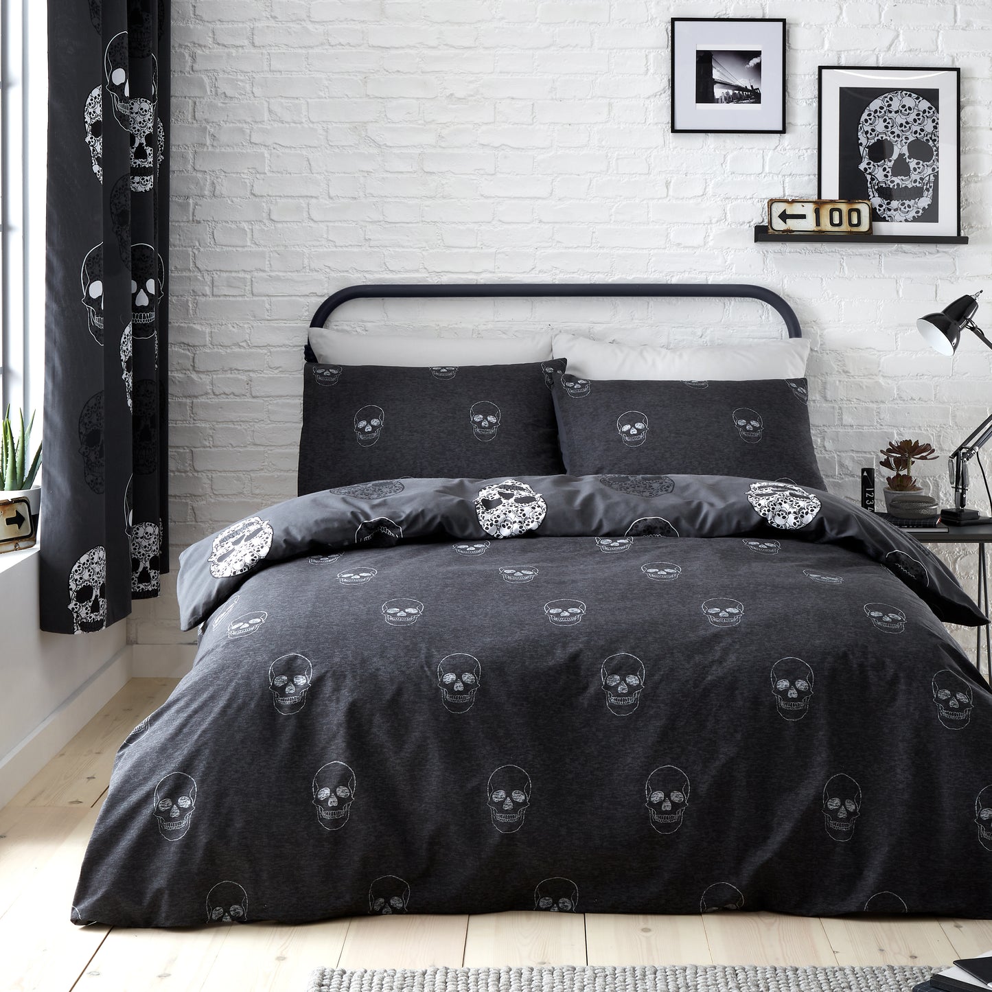 Catherine Lansfield Skulls Reversible Duvet Cover Set with Pillowcases