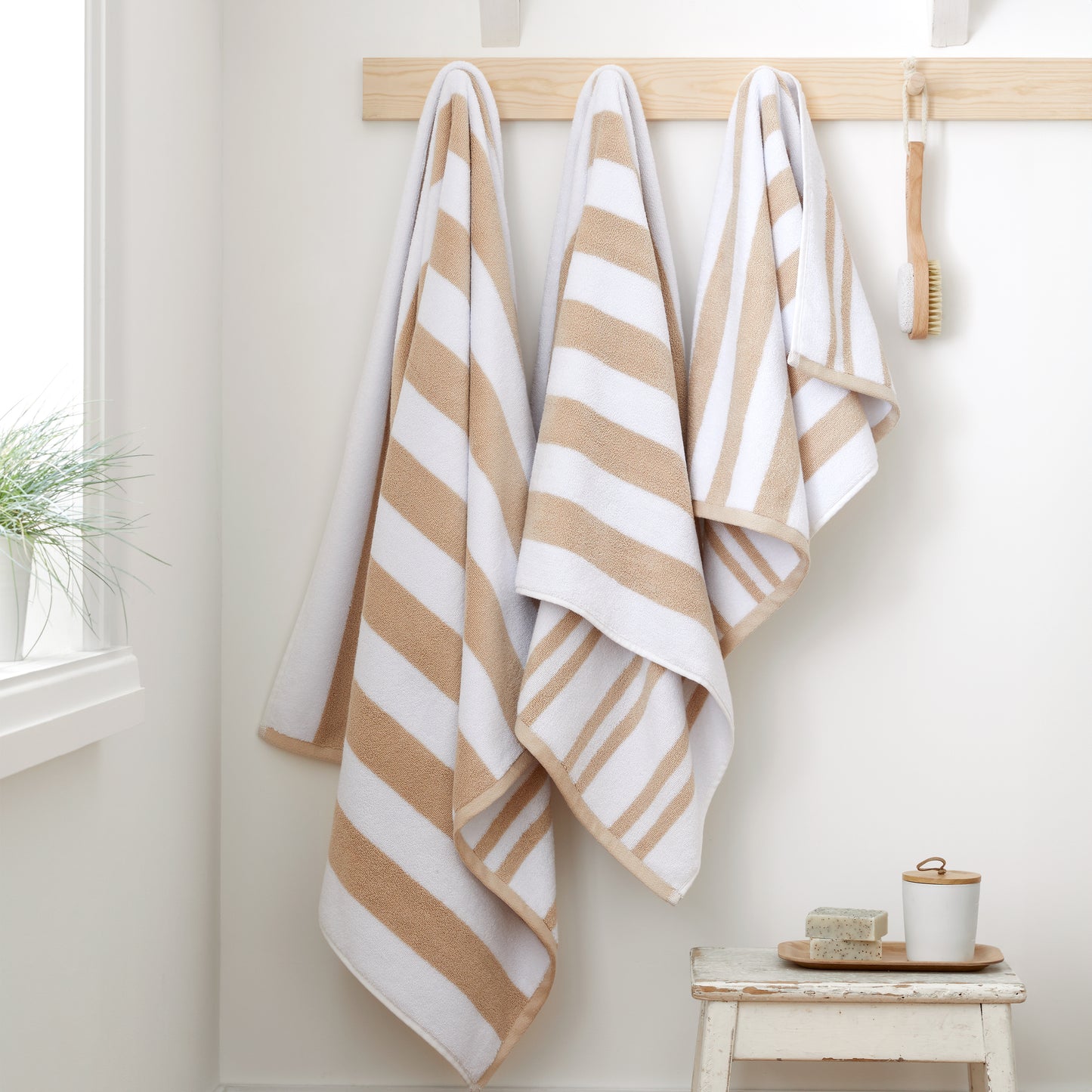 Bianca Reversible Stripe Cotton Jacquard Towel