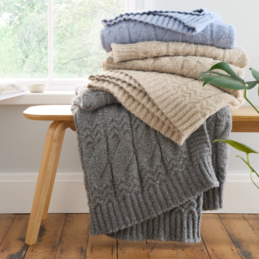 Bianca Cosy Soft Cable Knit Blanket