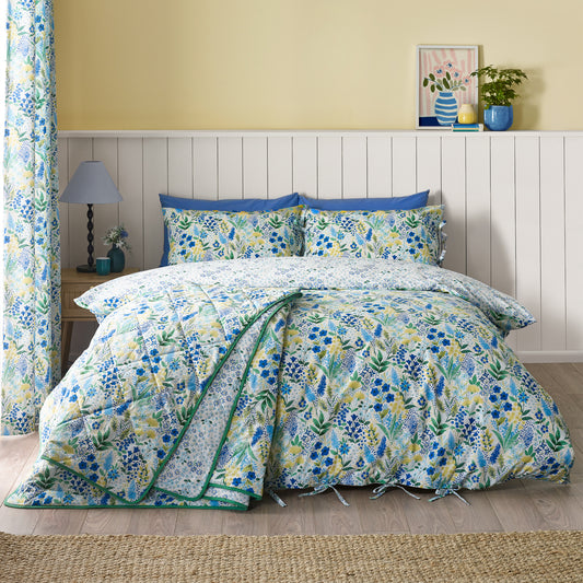 Catherine Lansfield Tilly Floral Reversible Duvet Cover Set with Pillowcases