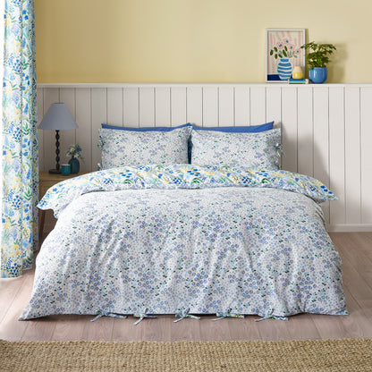 Catherine Lansfield Tilly Floral Reversible Duvet Cover Set with Pillowcases