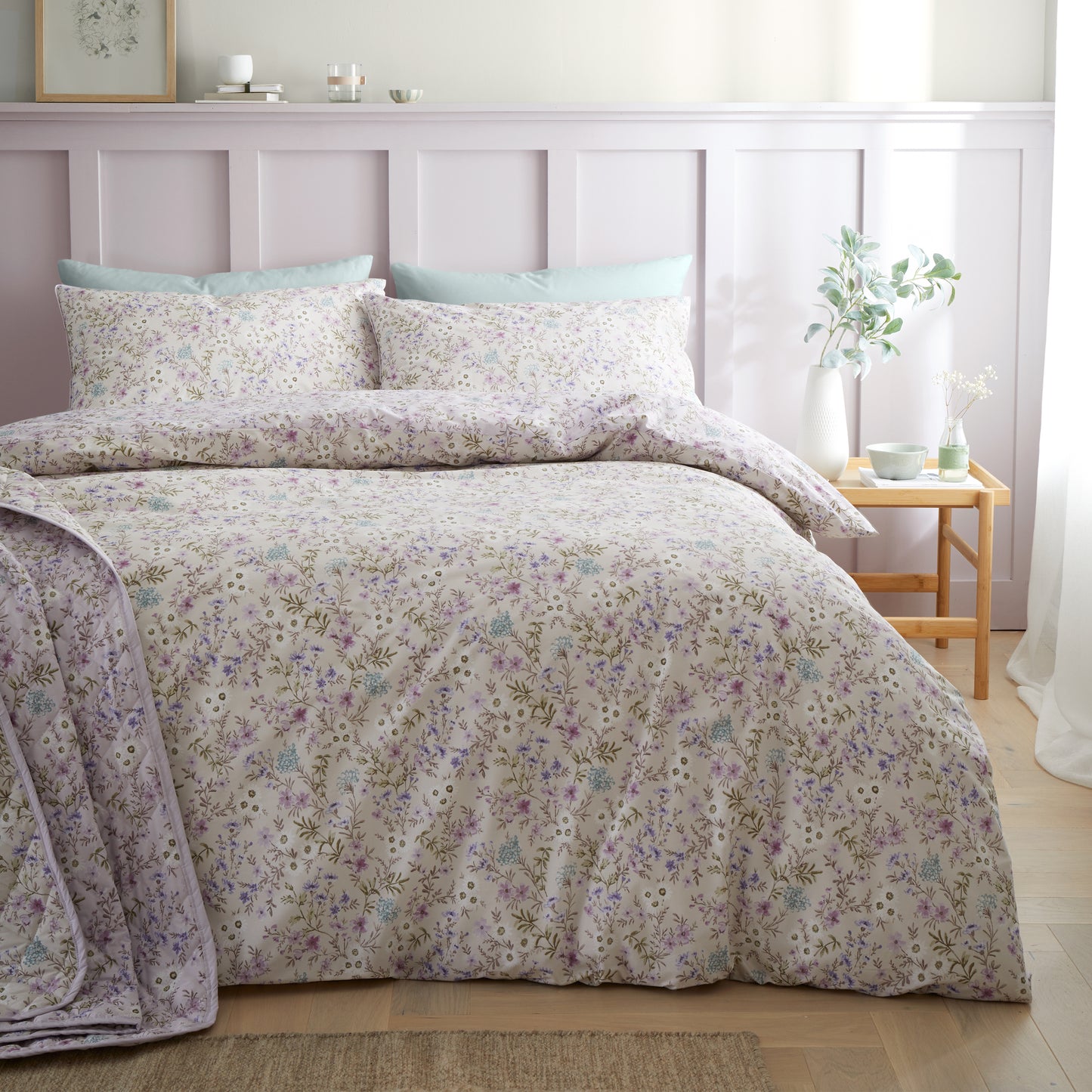 Bianca Ditsy Floral 200 Thread Count Cotton Reversible Duvet Cover Set