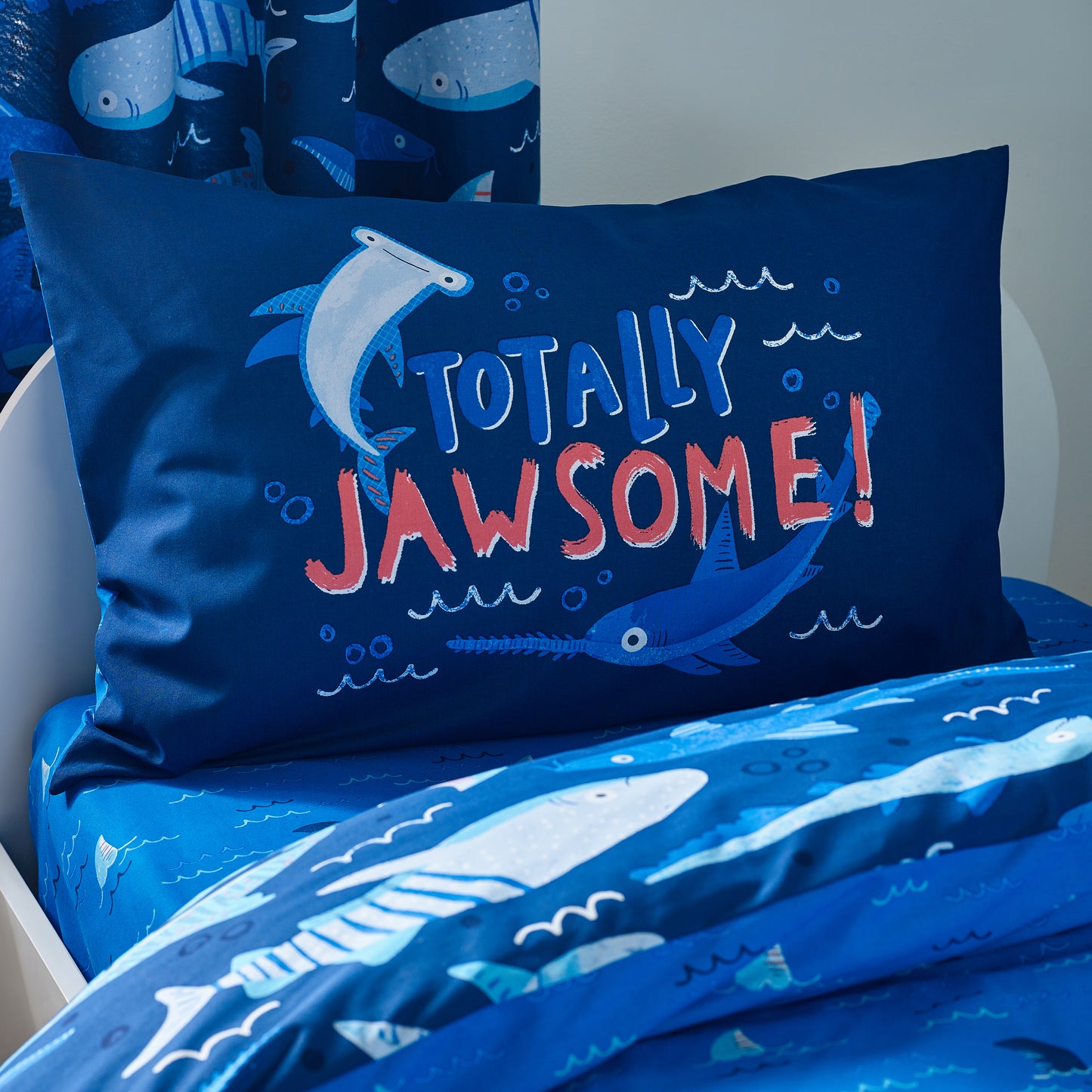 Catherine Lansfield Kids Jawsome Shark Reversible Duvet Cover Set with Pillowcases