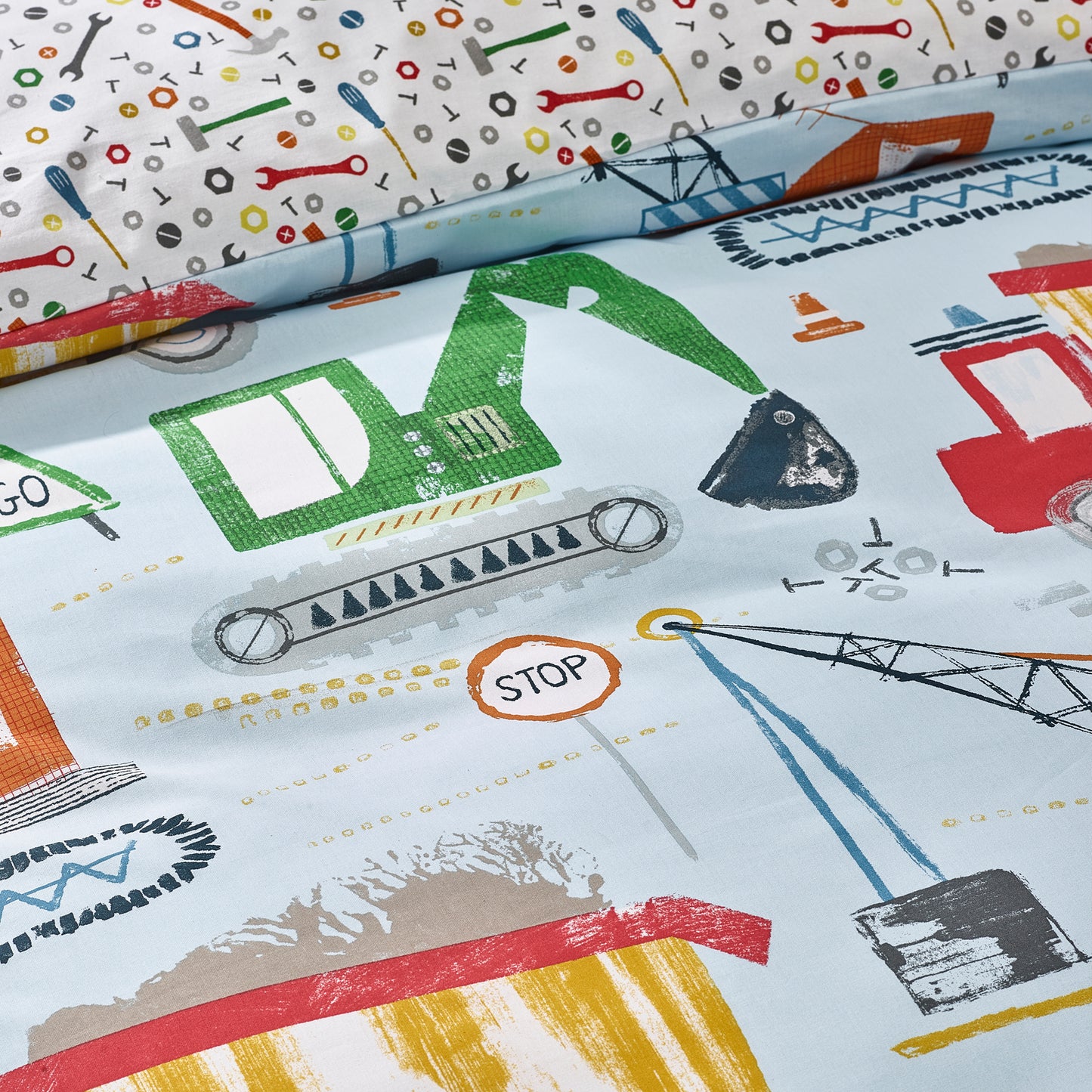 Catherine Lansfield Kids Digger Dreams Reversible Duvet Cover Set with Pillowcases