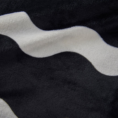 Sassy B Waves Blanket Throw