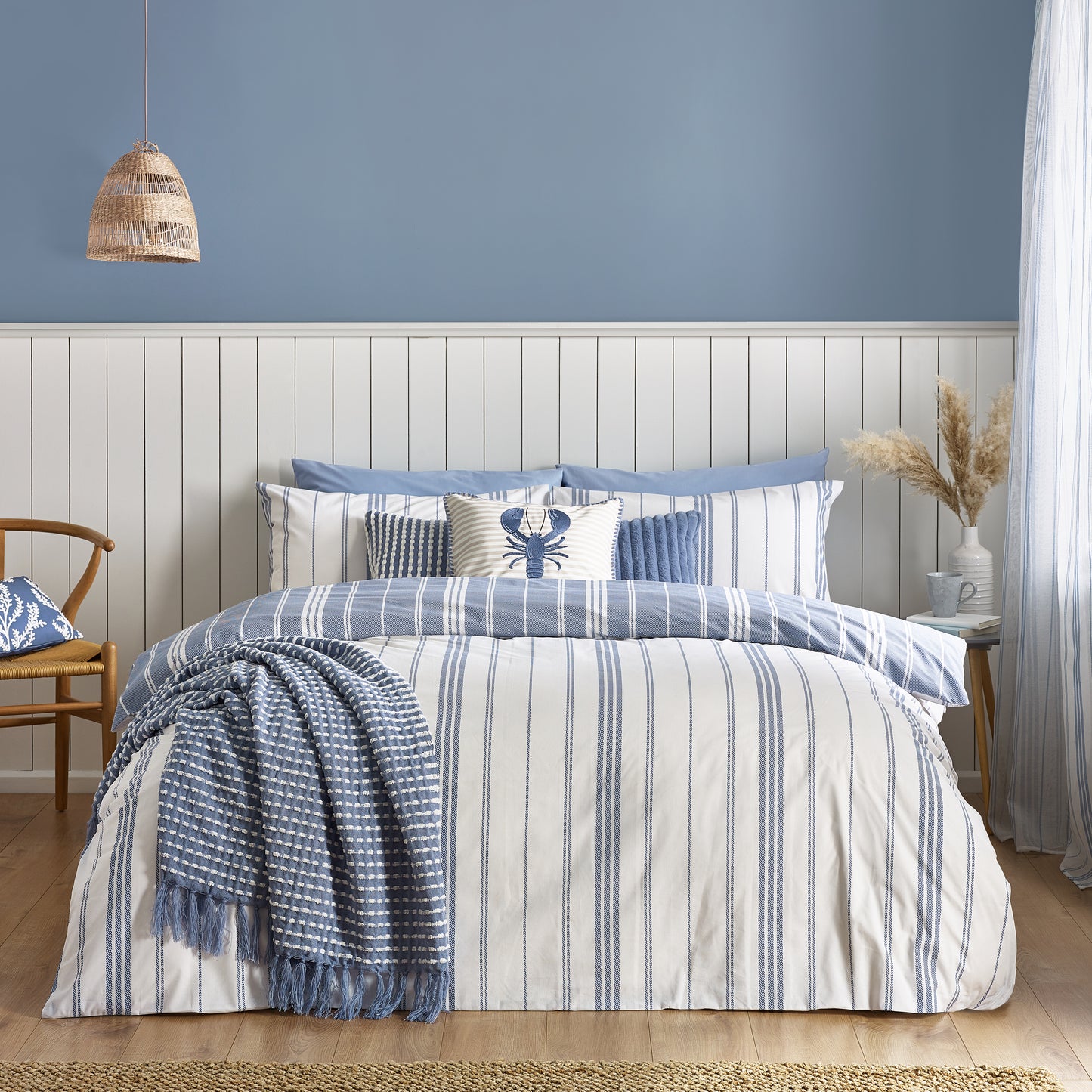 Catherine Lansfield Harbour Stripe Reversible Duvet Cover Set with Pillowcases