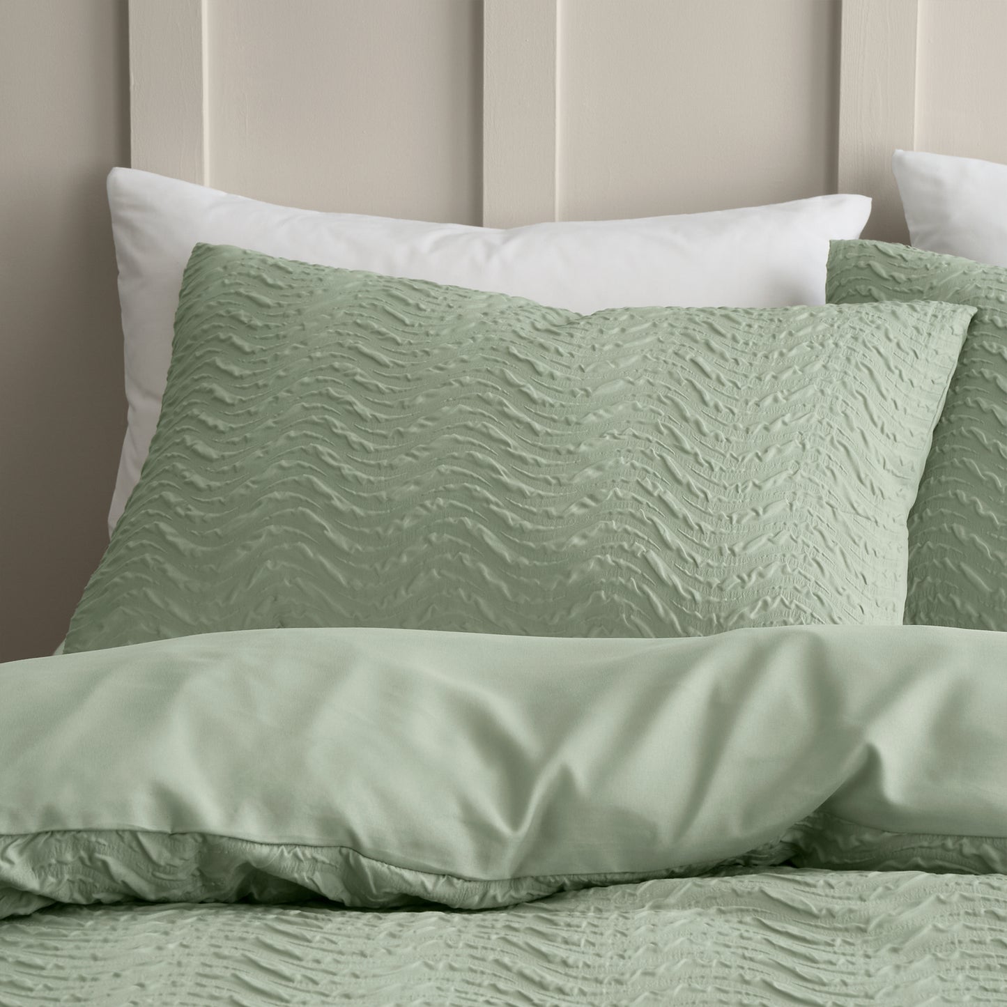 Catherine Lansfield Heatset Wave Duvet Cover Set with Pillowcases