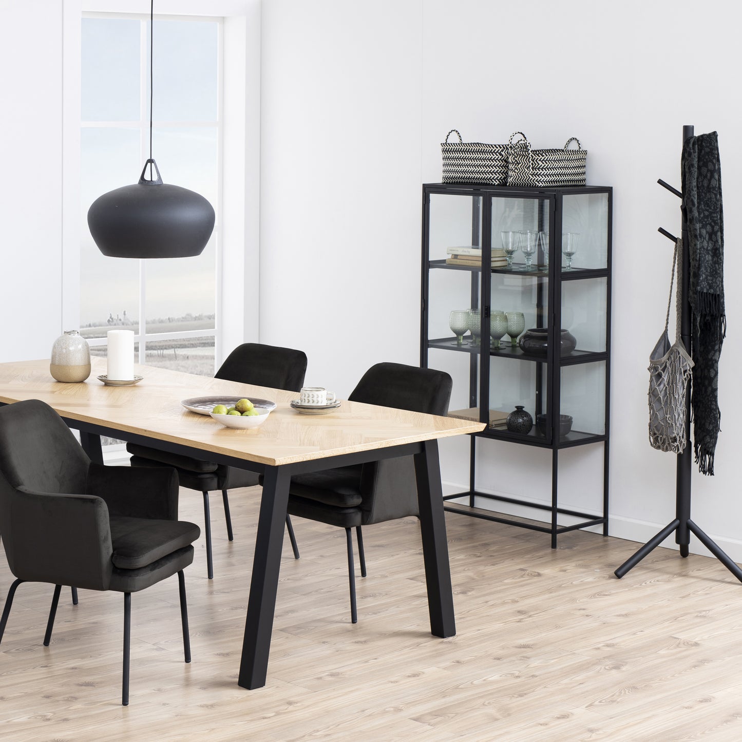 Seaford 2 Glass Door Display Cabinet