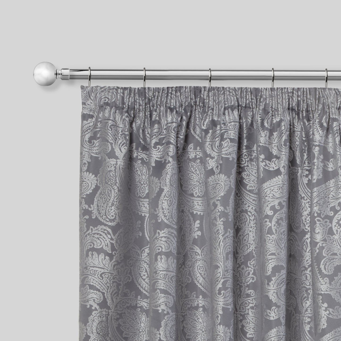 Ball - Extendable Curtain Pole with rings and pair of end finials