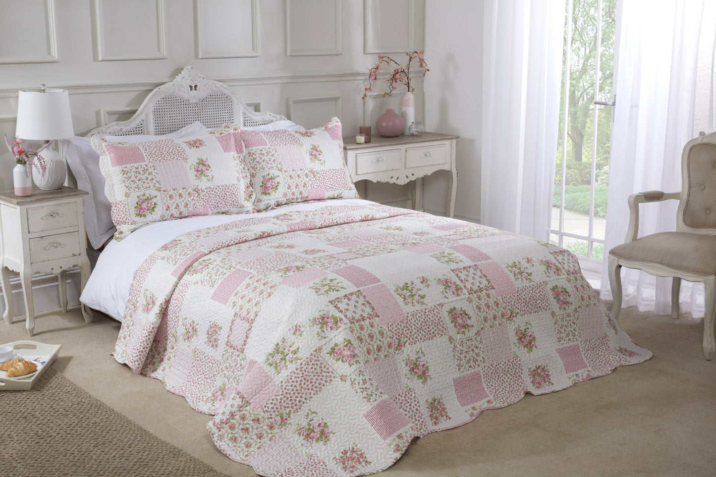 Cotswold - Quilted Patchwork Bedspread Set