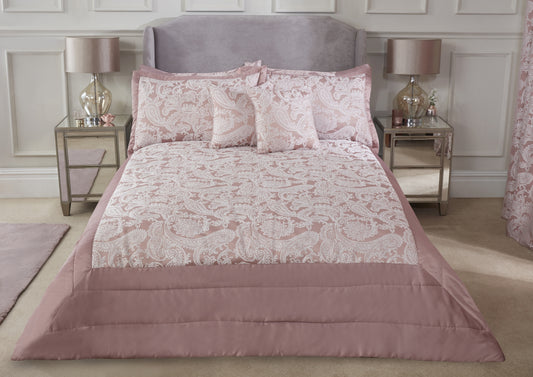 Duchess - Embellished Jacquard Quilted Bedspread Set