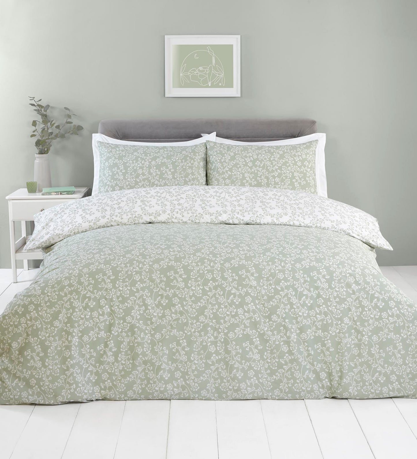 Sade Floral Reversible Duvet Set