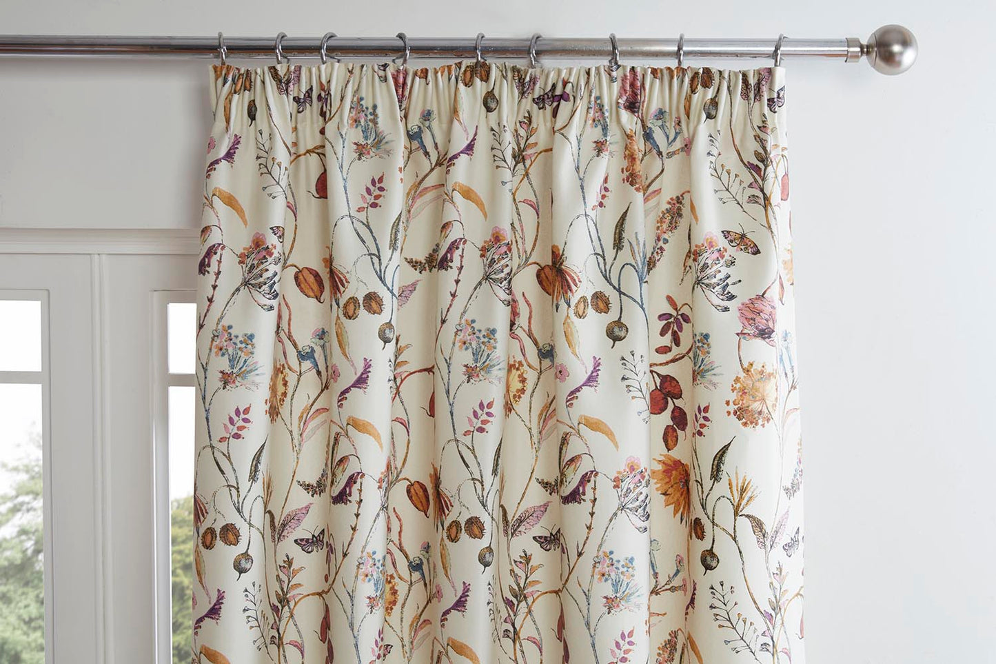 Grove Floral Curtain 3" Tape