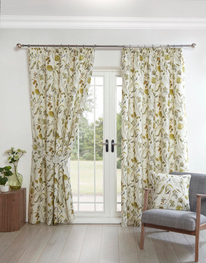 Grove Floral Curtain 3" Tape