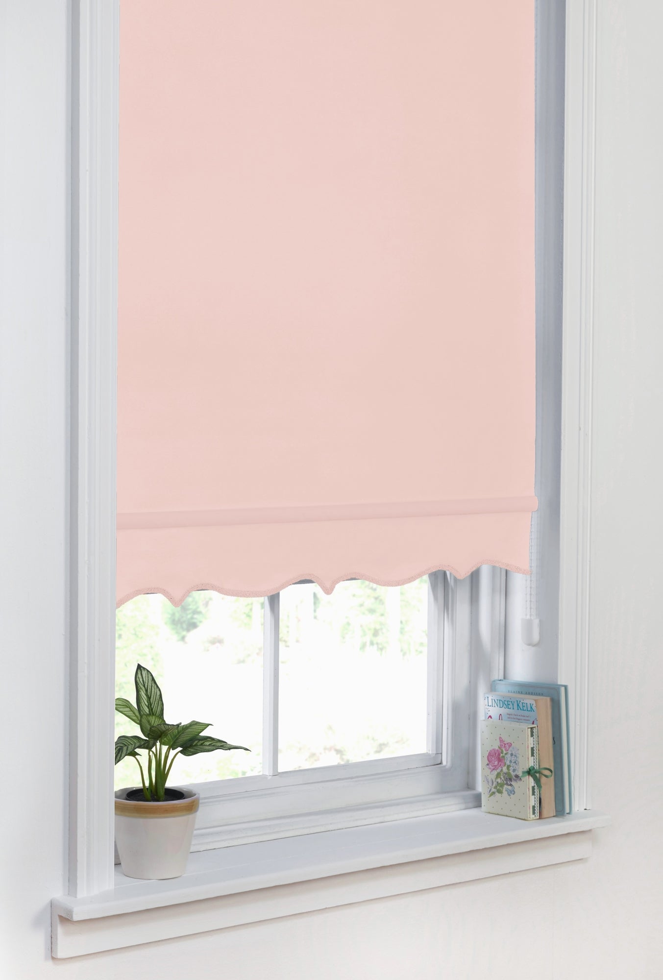 Scalloped Roller Blind