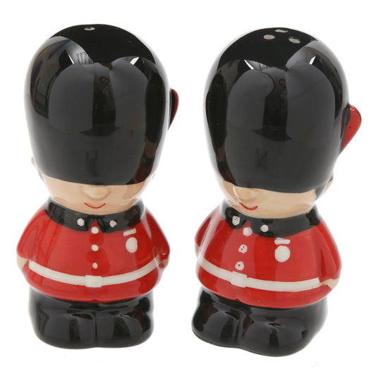 Ceramic Salt & Pepper Set - London Guardsman