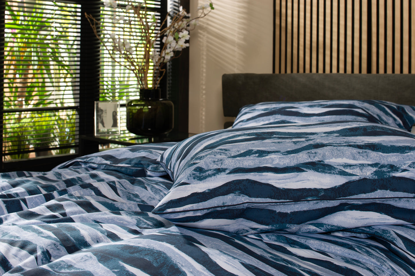 The Lyndon Company Waves Double Duvet Set