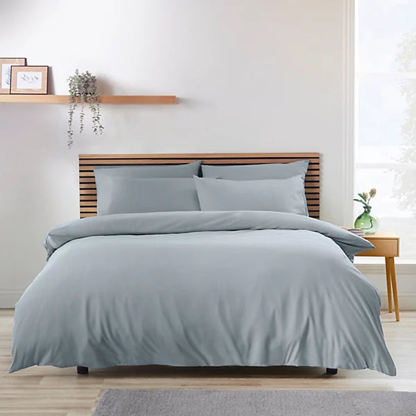 Catherine Lansfield So Soft Non-Iron Duvet Cover Set with Pillowcases