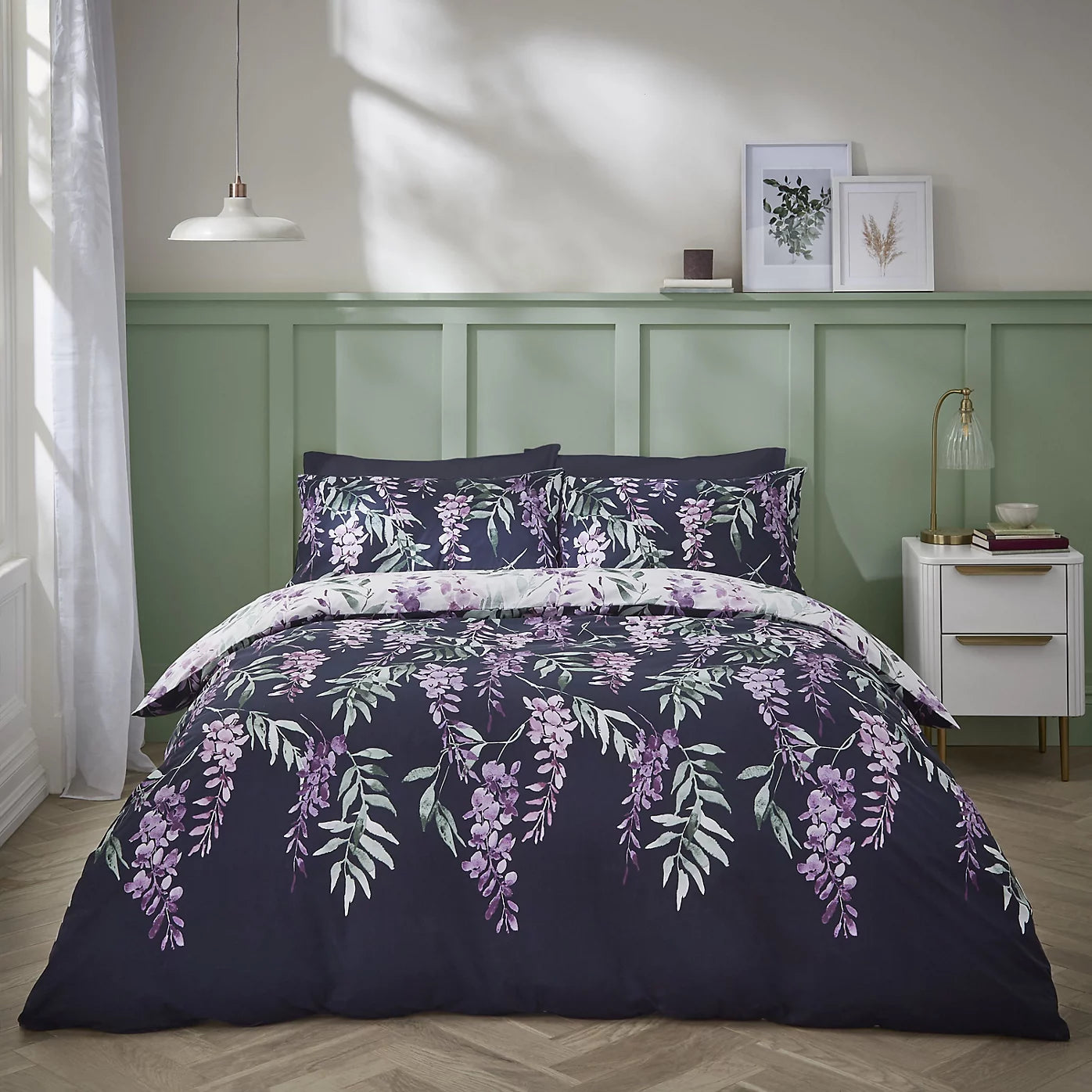 Catherine Lansfield Wisteria Floral Reversible Duvet Cover Set with Pillowcases