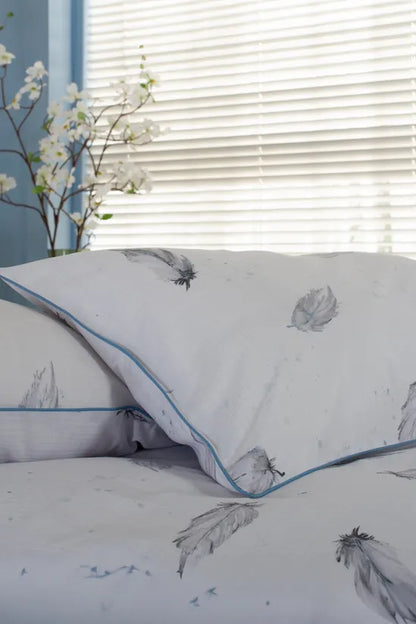 The Lyndon Company Swirl Of Feathers Duvet Set